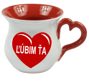 Šálka s uchom v tvare srdiečka - ľúbim ťa